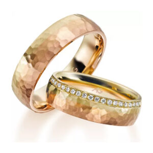 August Gerstner Morgenröte Gold Brillanten Hammerschlagringe, Trauringe und Schmuck bei Juwelier Schott in Tübingen